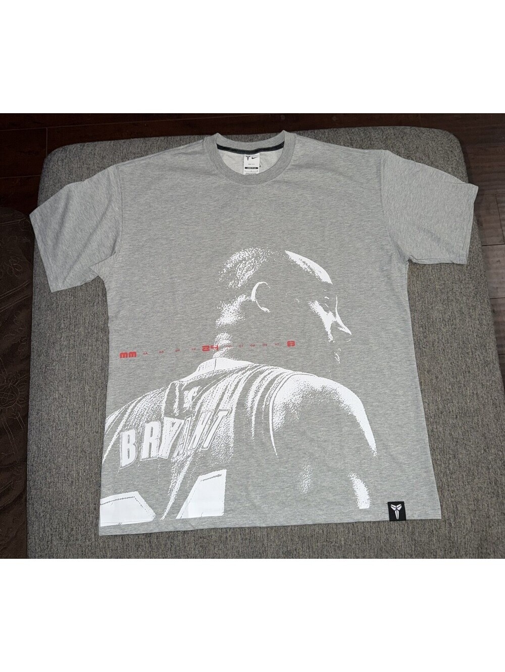 Nike Men’s Size Large (Loose) Kobe Dri-Fit Basketball T-Shirt Dark Grey Heather